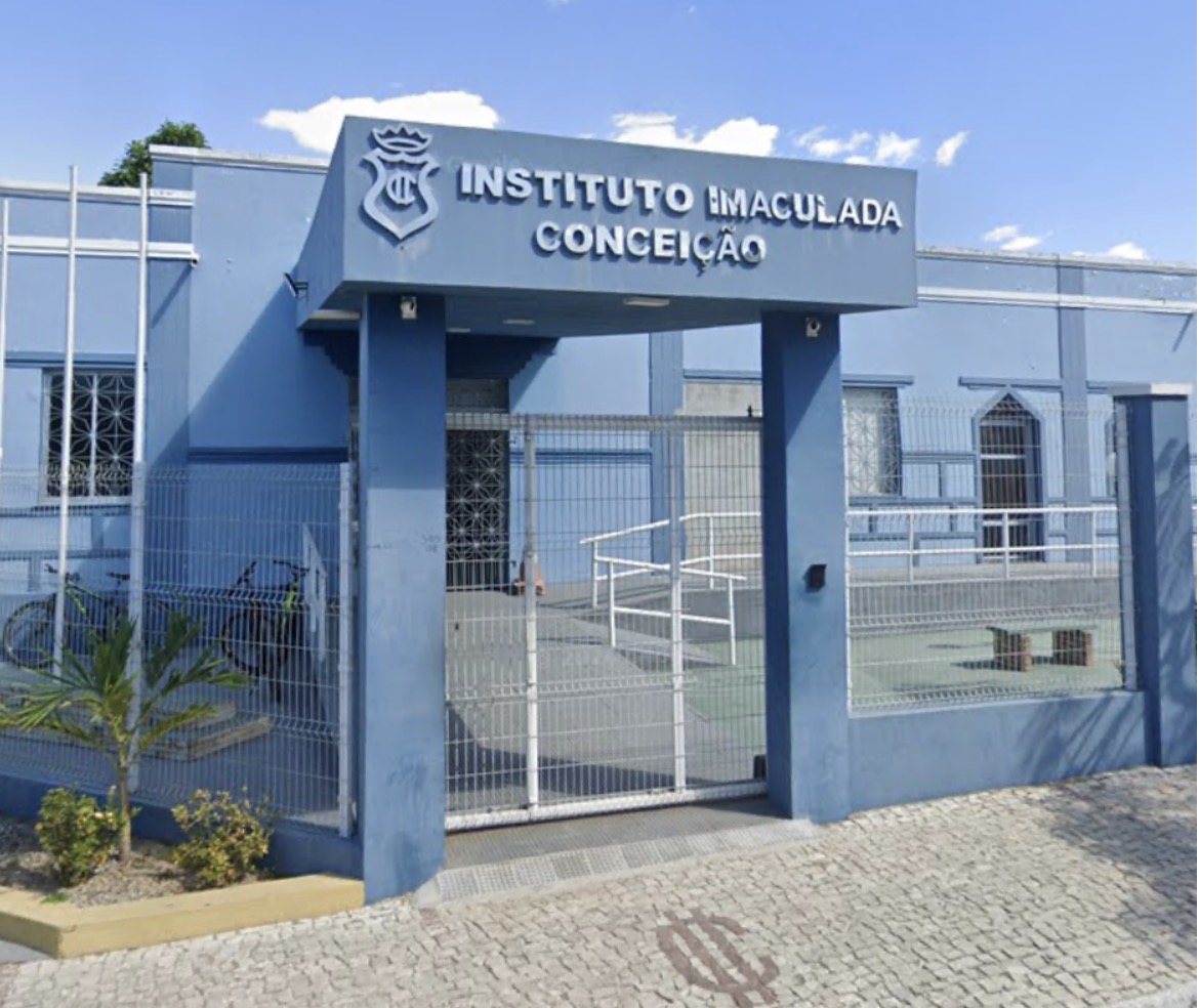 Fachada do Instituto Imaculada Conceição, em Bela Cruz — CE